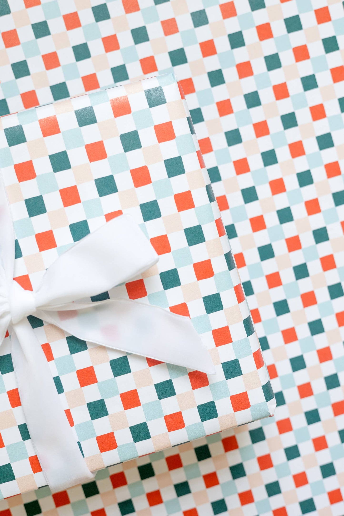 Holiday Checkered Wrapping Paper Continuous Roll