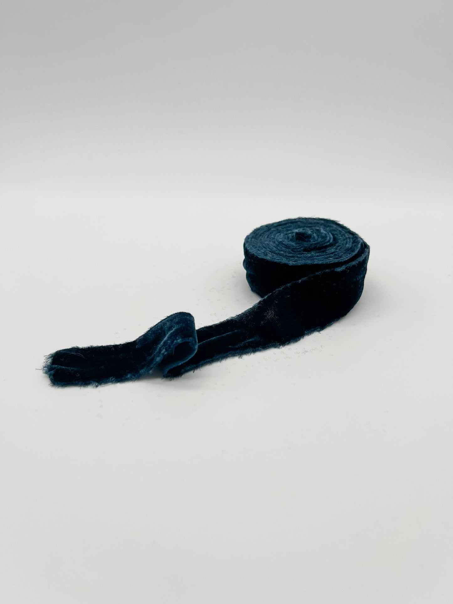 1.25" Velvet Ribbon - Raw Edge