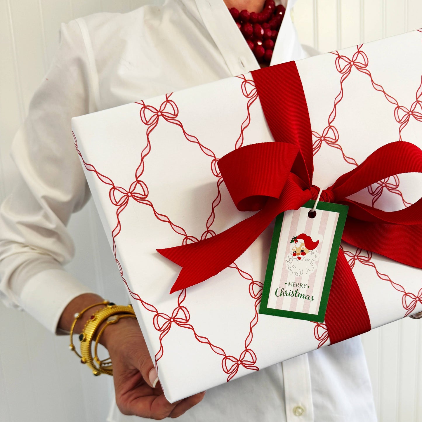 Red + Lt. Pink Bow Lattice Gift Wrap Sheets